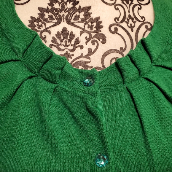 Button down sweater - Picture 7 of 8